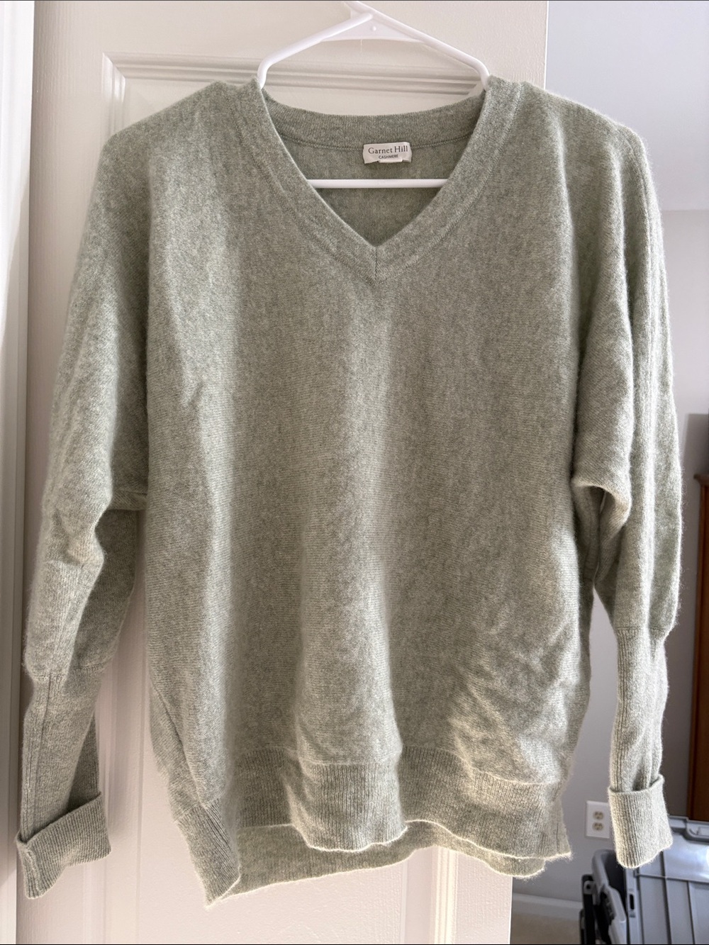 Garnet Hill women’s cashmere  V-Neck Sweater in Sage Green